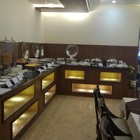 Hotel Seven Hills Tower Agra  Dış mekan fotoğraf