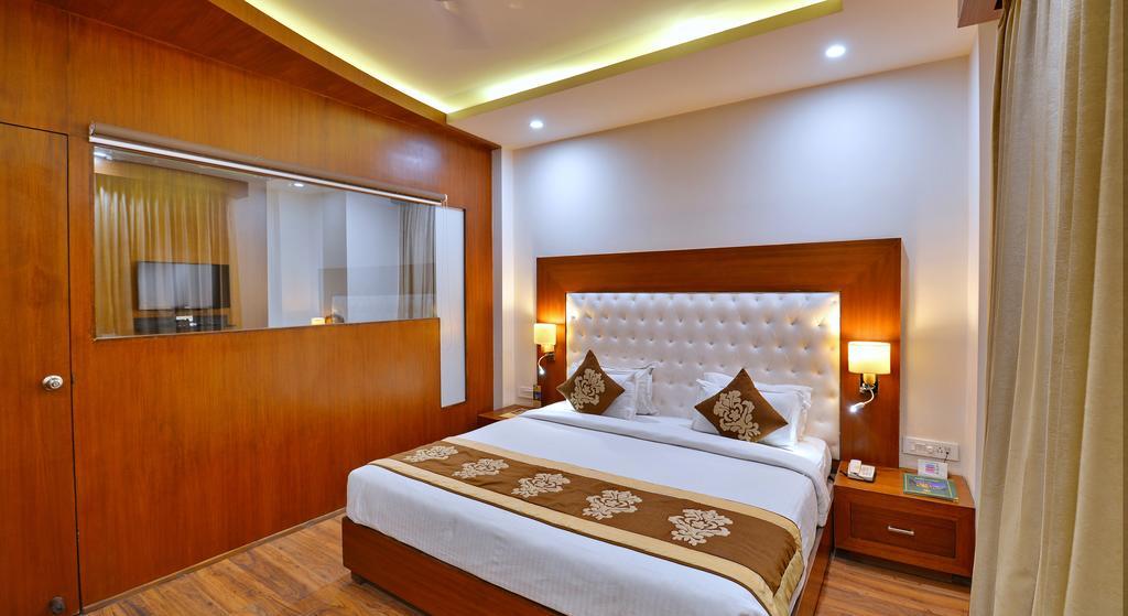 Hotel Seven Hills Tower Agra  Dış mekan fotoğraf