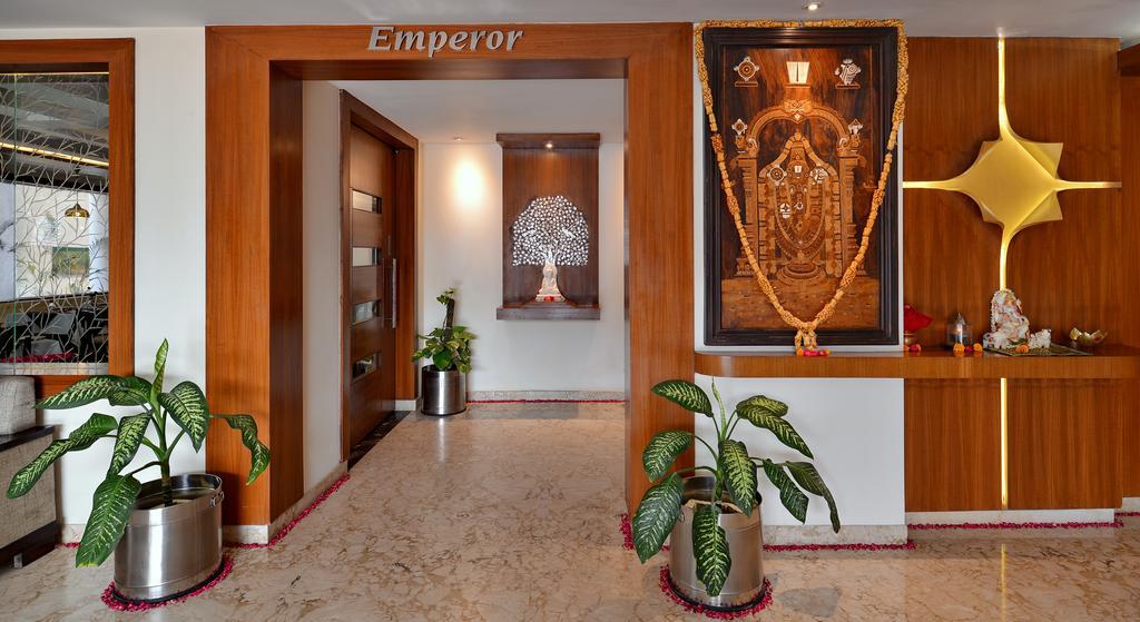 Hotel Seven Hills Tower Agra  Dış mekan fotoğraf