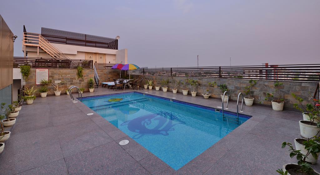 Hotel Seven Hills Tower Agra  Dış mekan fotoğraf