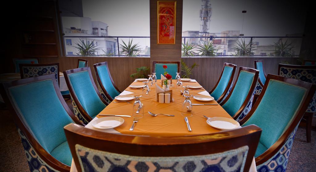 Hotel Seven Hills Tower Agra  Dış mekan fotoğraf