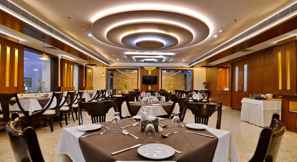 Hotel Seven Hills Tower Agra  Dış mekan fotoğraf