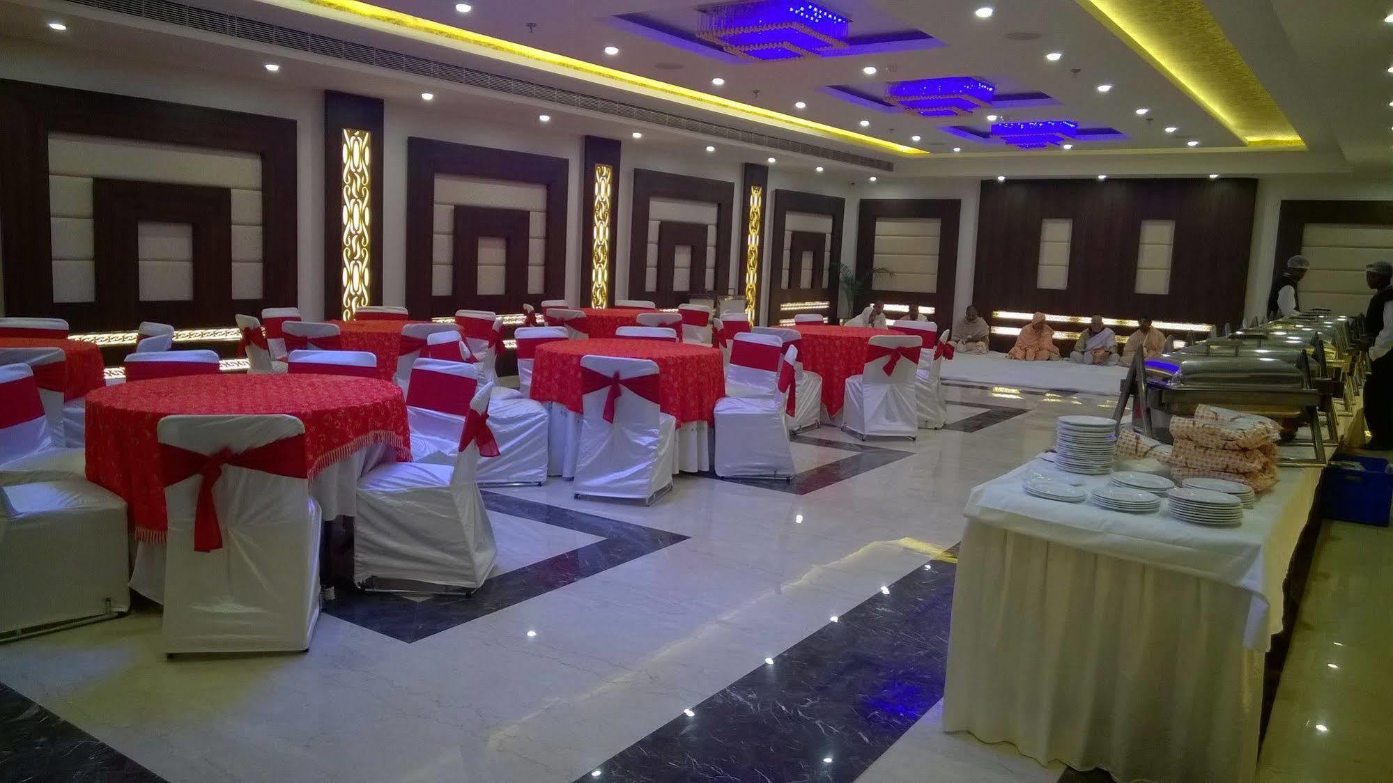 Hotel Seven Hills Tower Agra  Dış mekan fotoğraf