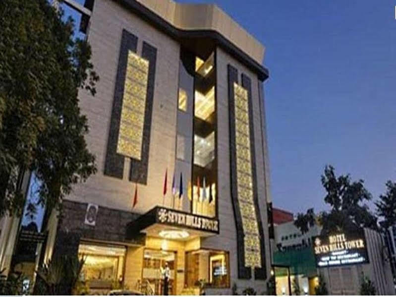 Hotel Seven Hills Tower Agra  Dış mekan fotoğraf